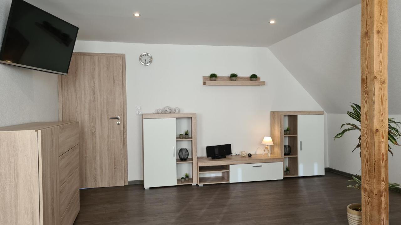 Ferienwohnung Utkiek Аурих Екстериор снимка